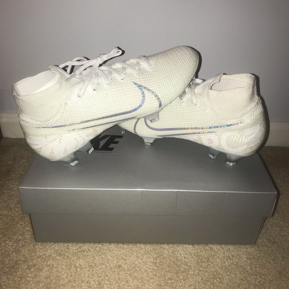 BRAND NEW Nike Mercurial Superfly VII Elite FG